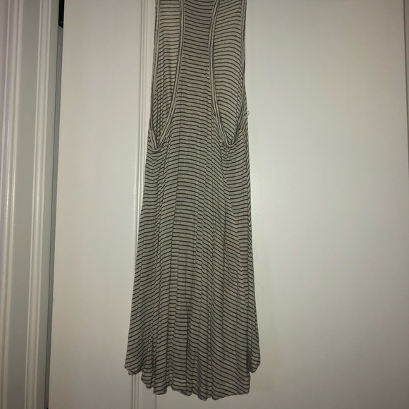 Striped Color Thread Tank Top - Picture 3 of 4